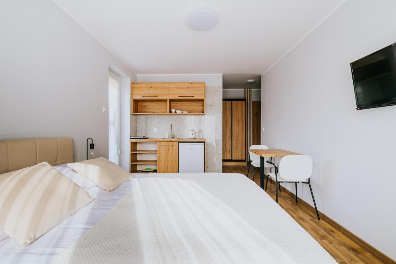 Homestay Aqua